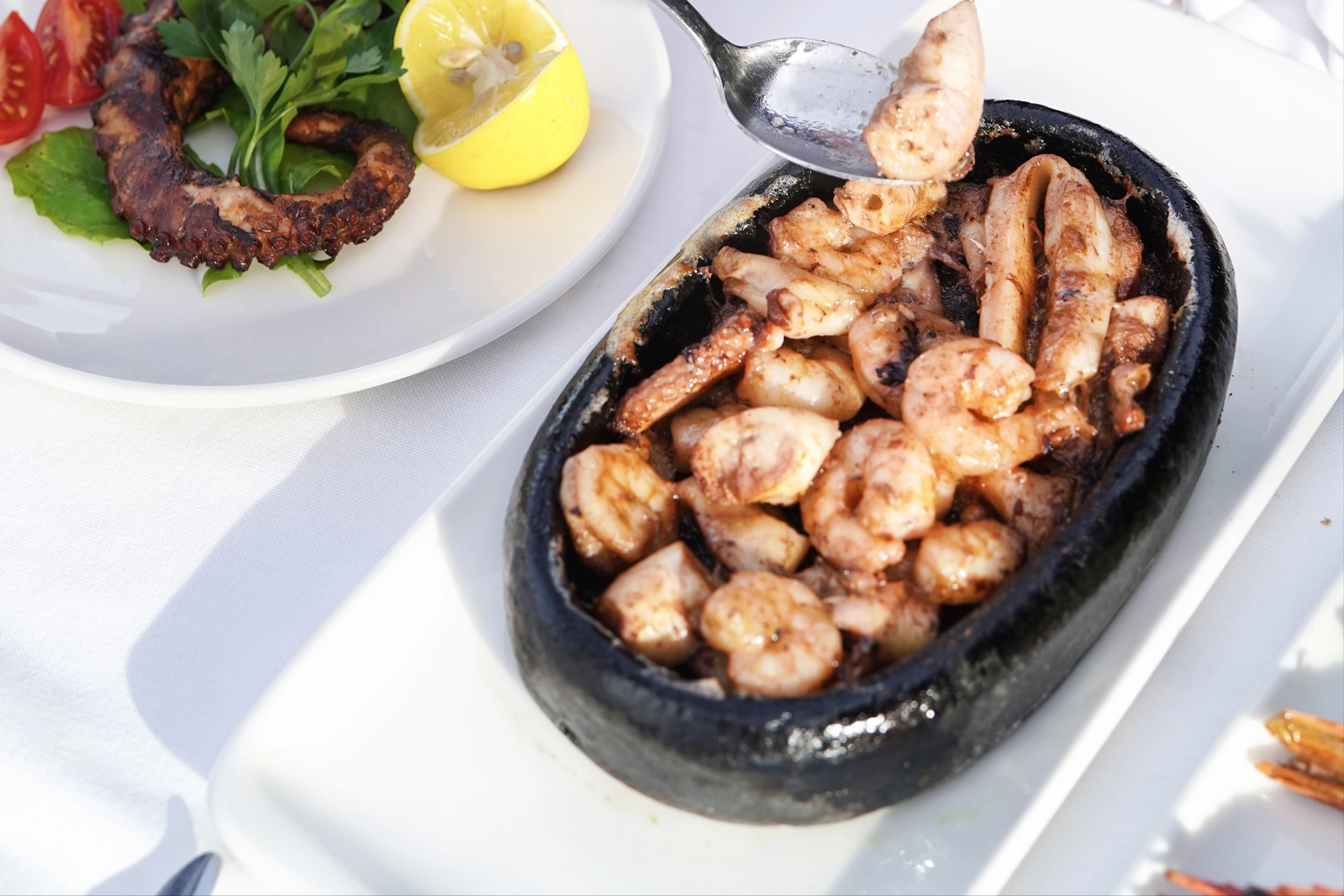 DENİZ MAHSÜLLÜ GÜVEÇ